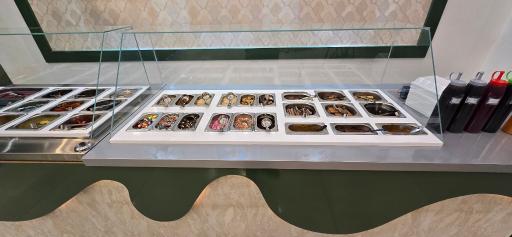 بستنی سلف سرویس شعبه ۲