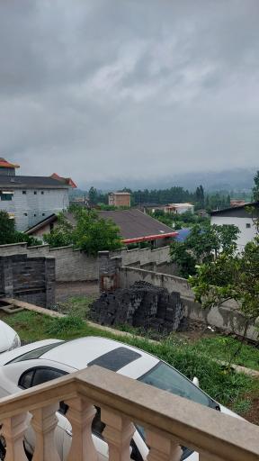 عکس کلبه بهشت پدری