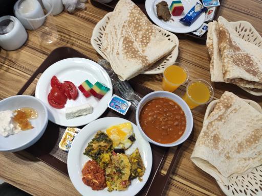 عکس رستوران و فست فود پرستو