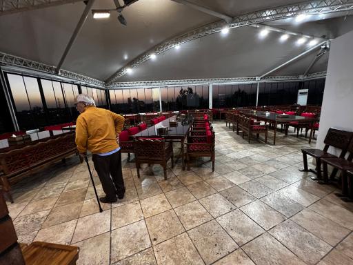 عکس رستوران وحید