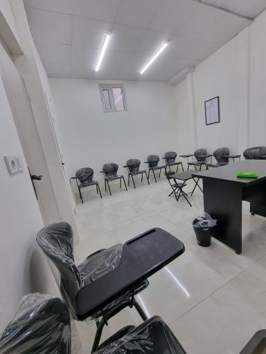 عکس آموزشگاه زبان روشن فکر