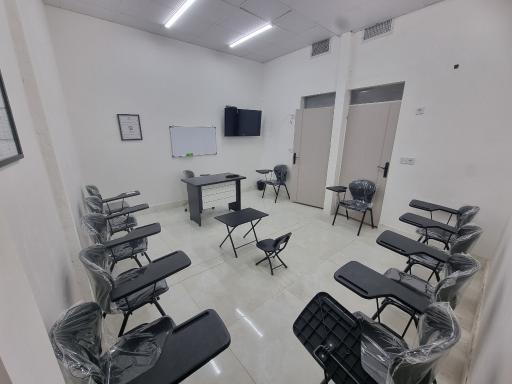 عکس آموزشگاه زبان روشن فکر