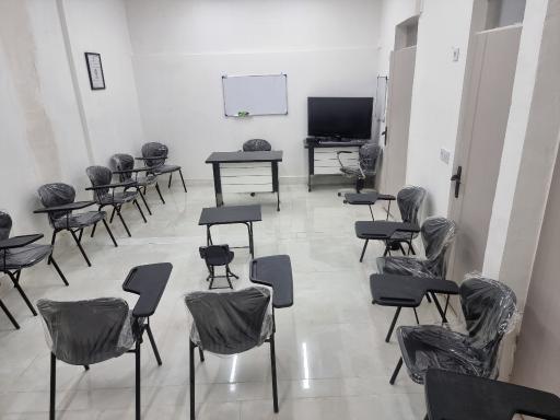 عکس آموزشگاه زبان روشن فکر
