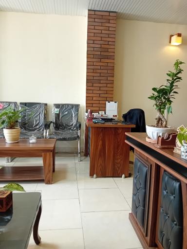 مشاور املاک رادین