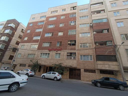 عکس ساختمان فرمانیه