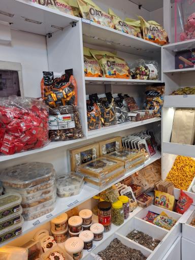 عکس شیرینی و خشکبار آنا