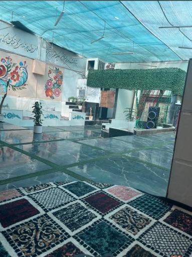 عکس باغچه دایی احمد