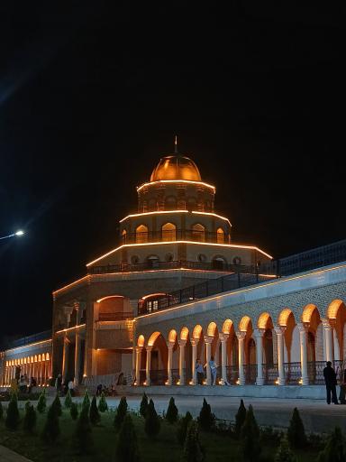 عکس عمارت کلاه فرنگی