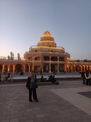 عکس عمارت کلاه فرنگی
