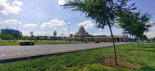 عکس عمارت کلاه فرنگی