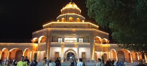 عکس عمارت کلاه فرنگی