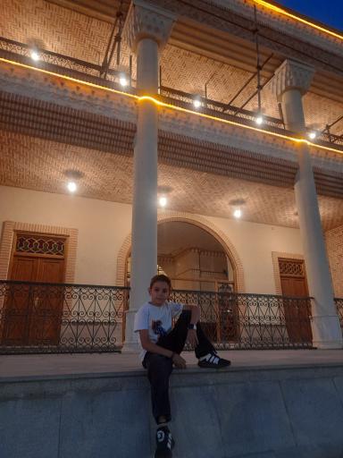 عکس عمارت کلاه فرنگی