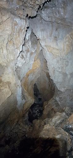 عکس غار آویشو