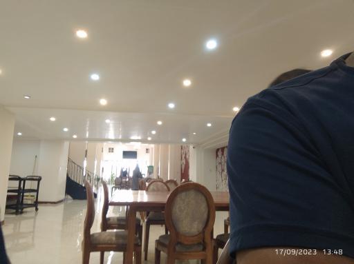 عکس رستوران گل نرگس