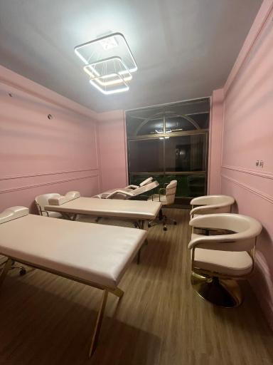 عکس سالن زیبایی وی آی پی فاطمه آبکار