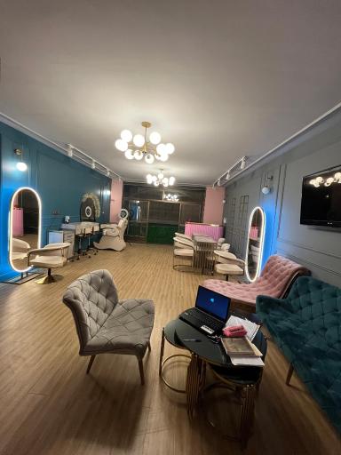 عکس سالن زیبایی وی آی پی فاطمه آبکار