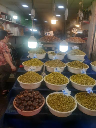 زیتون فروشی نگین سبز