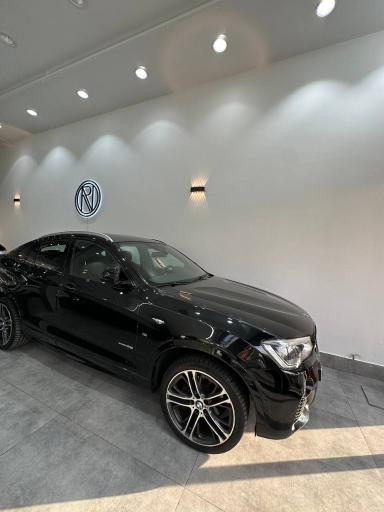 عکس نمایشگاه اتومبیل نور گالری