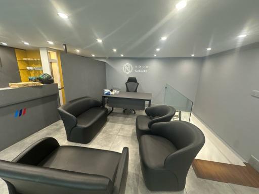 عکس نمایشگاه اتومبیل نور گالری