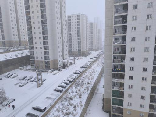 عکس برج‌ نیلوفرآبی