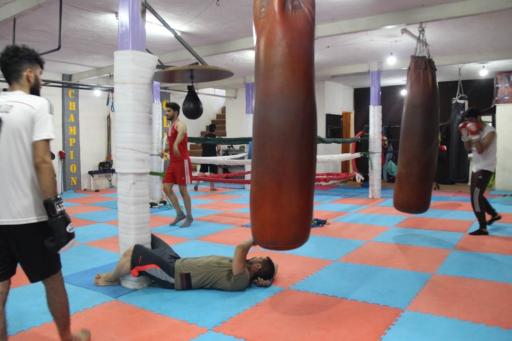 عکس باشگاه بوکس نادر