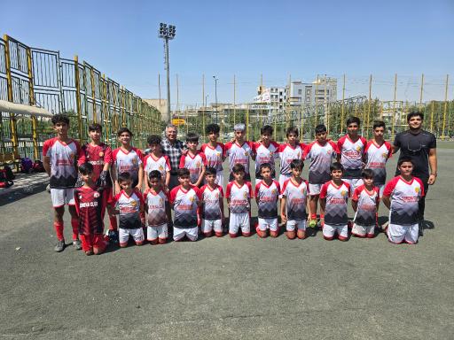 عکس باشگاه فوتبال سورنا