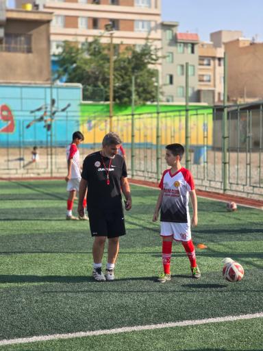 عکس باشگاه فوتبال سورنا