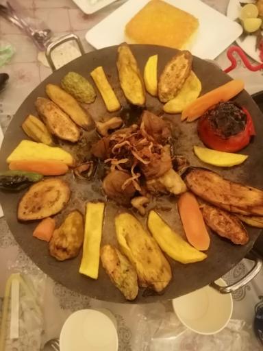 عکس سفره خانه سنتی ایران زمین