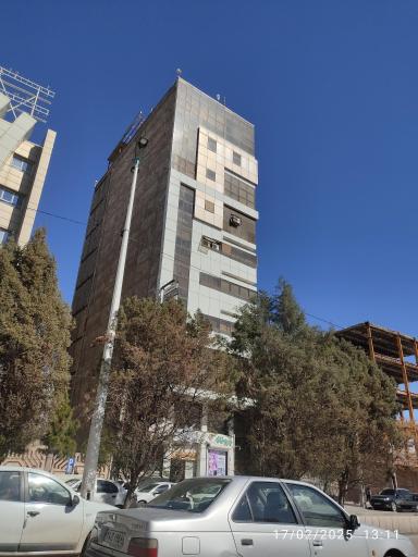 عکس ساختمان پزشکان پاستور