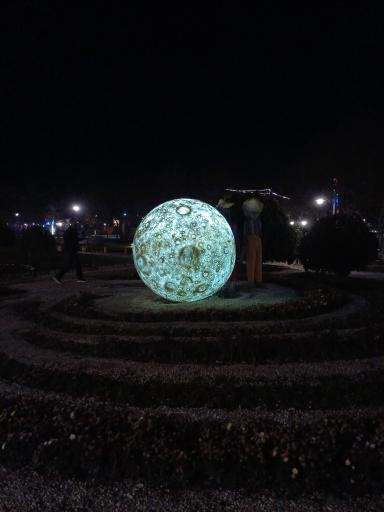 عکس باغ گل های فصلی باغ مشهد