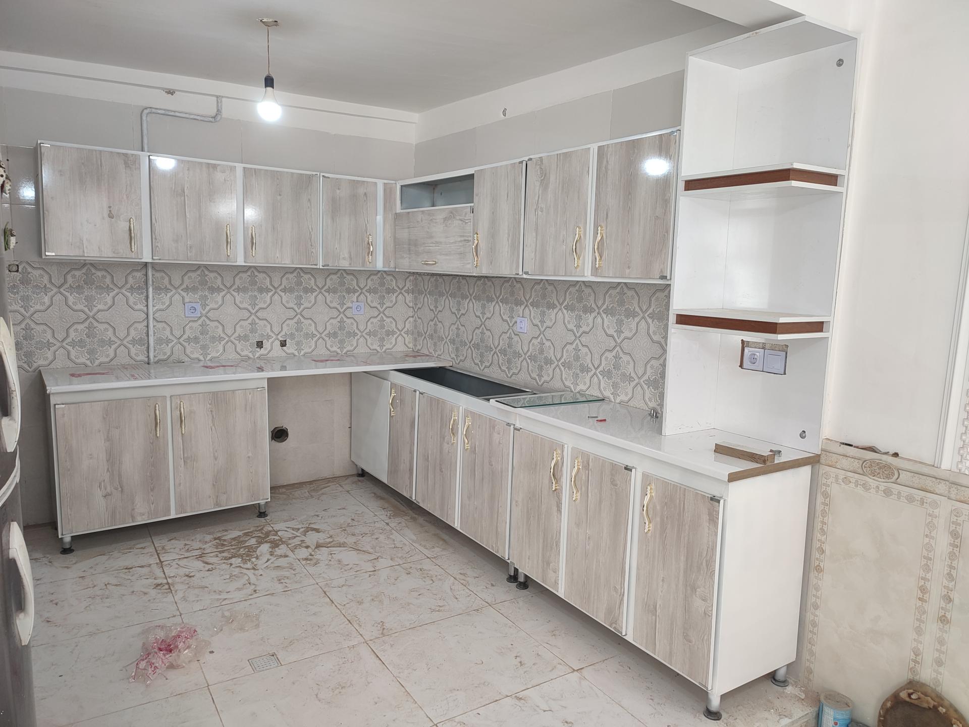 عکس کابینت فلزی صحرایی