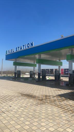عکس پمپ بنزین فردوس