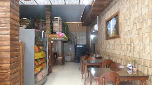 عکس آبمیوه سیب شعبه بعثت