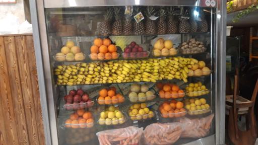 عکس آبمیوه سیب شعبه بعثت