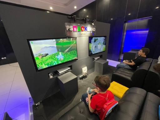 عکس گیم‌نت پی اس لند 