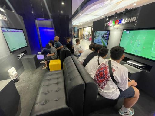 عکس گیم‌نت پی اس لند 