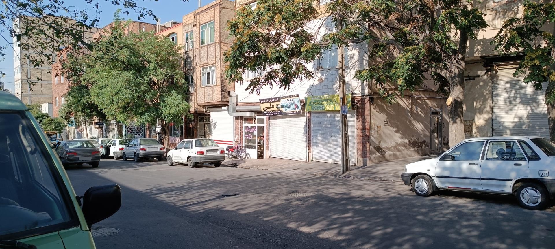 عکس نان روغنی ولیعصر 