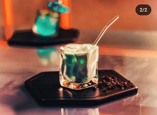 عکس کافه رستوران هلیوس