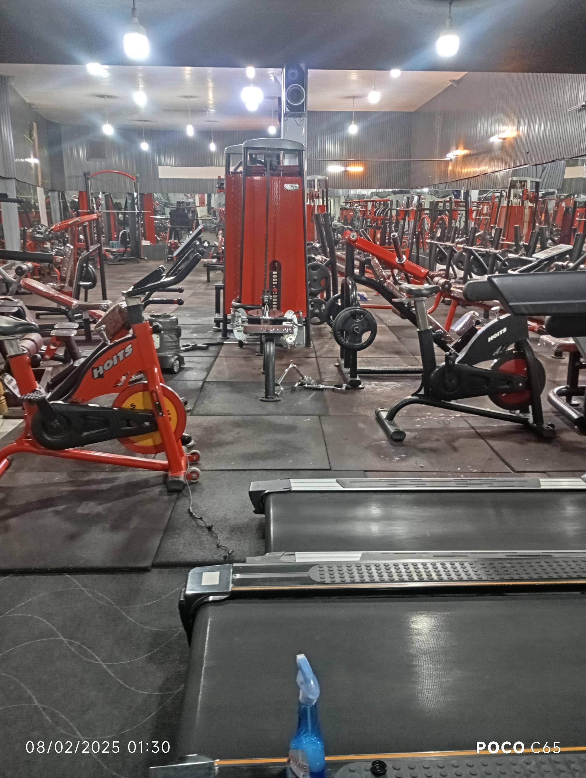 عکس بدنسازی پارسا