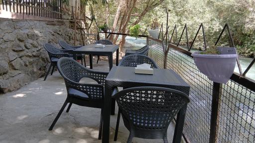 عکس رستوران شب نشین