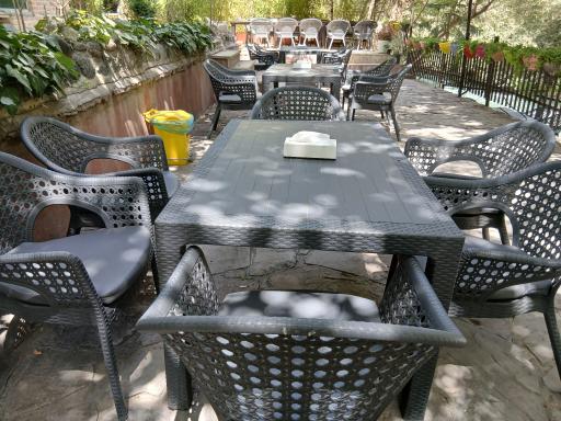 عکس رستوران شب نشین