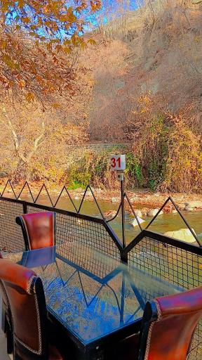 عکس رستوران شب نشین