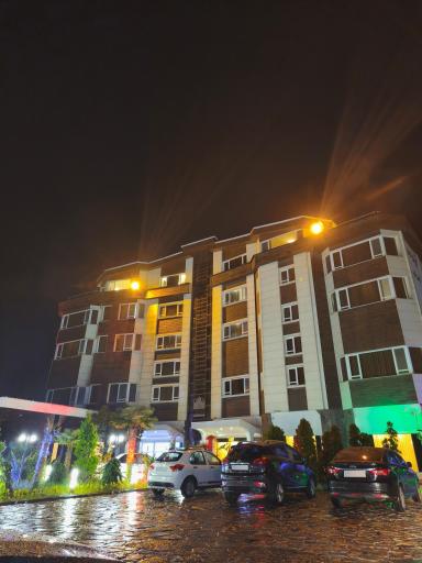 عکس هتل اسپینل محمودآباد 