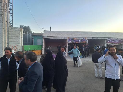 عکس بازار گل زعفران تربت