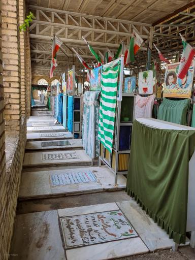 عکس آرامستان شهید آباد