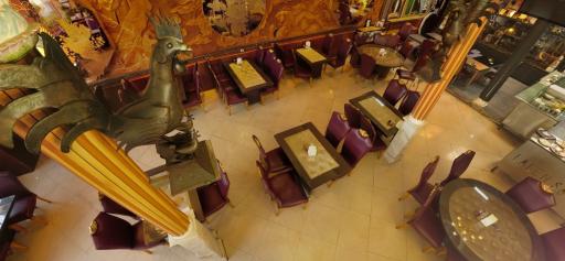 عکس رستوران لاله صحرا