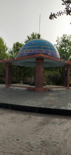 عکس بوستان شهدای گمنام (سپیدار سابق)