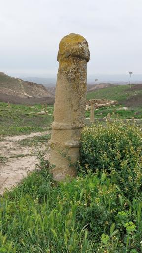 عکس آرامگاه و قبرستان تاریخی خالد نبی