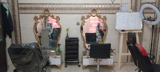 سالن زیبایی رستا باقری 