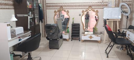 سالن زیبایی رستا باقری 